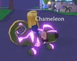 Chameleon Mega Neon en el juego